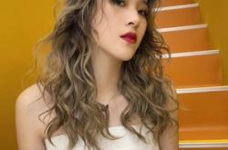 赤峰萬悅剪頭發(fā)店地址電話號碼