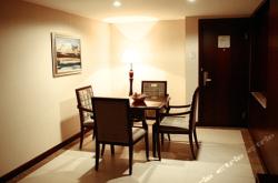 赤峰恒寧商務(wù)賓館電話號(hào)碼多少