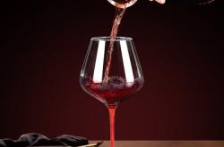 紅酒醒酒器怎么用?