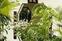 赤峰潤(rùn)膚露廠家電話地址查詢