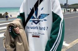 赤峰眾聯(lián)男裝專賣店電話號碼