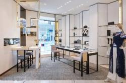 赤峰摩爾城奢侈品店電話號碼