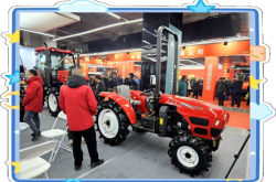 赤峰東方紅農(nóng)機(jī)公司電話