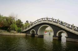 赤峰西拉木倫大街在哪