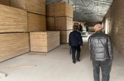 赤峰回收破木材電話號(hào)碼查詢