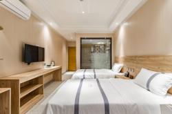 赤峰松山區(qū)五三民宿電話是多少