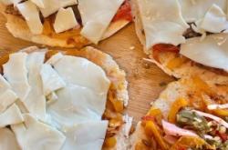 赤峰外婆披薩店電話號碼多少