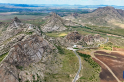 赤峰美感理發(fā)店電話號(hào)碼查詢