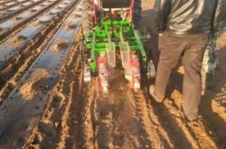 赤峰直播架子廠家電話號(hào)碼查詢