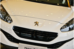 赤峰超跑銷售中心電話號碼查詢