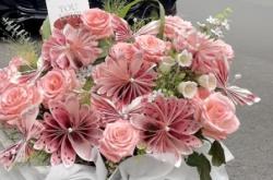 赤峰市有錢花花束店電話號碼