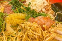 赤峰曉波麻辣燙地址電話號碼