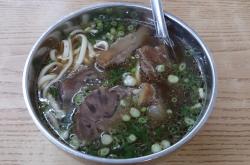 辣嘴鴨赤峰林東店電話多少