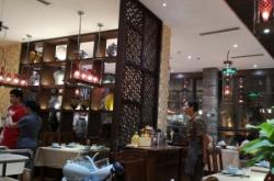 赤峰步行街銀人酒店電話號(hào)碼