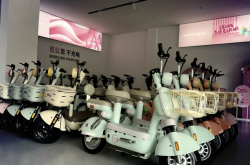 赤峰愛(ài)瑪電動(dòng)車(chē)售后電話(huà)