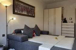 赤峰應(yīng)昌街便利店電話號(hào)碼