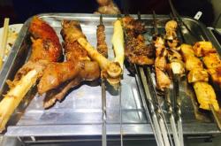 赤峰三哥烤串店地址電話號碼