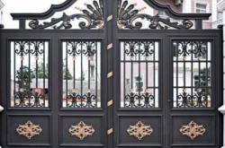 赤峰陽(yáng)臺(tái)鋁藝大門(mén)廠家電話號(hào)碼