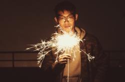 赤峰花火網(wǎng)吧地址電話(huà)是多少號(hào)