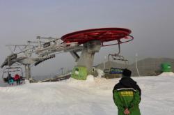 赤峰南山滑雪場聯(lián)系電話號碼