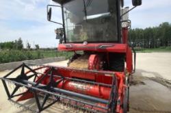 赤峰急需玉米收割機(jī)電話號(hào)碼