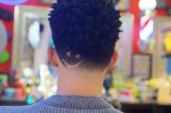 赤峰臟辮美發(fā)店電話地址查詢