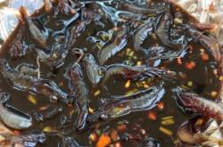 赤峰三顏鮮豬肉館電話地址查詢