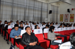 赤峰私立學(xué)校校長(zhǎng)電話(huà)是多少號(hào)