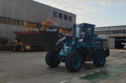 赤峰裝載機(jī)經(jīng)銷處電話號(hào)碼