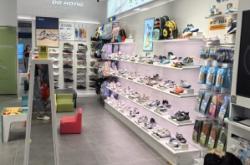 赤峰市維多利鞋店地址電話號(hào)碼