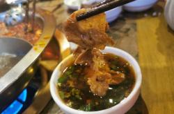 赤峰鮮鴨血火鍋店電話號(hào)碼