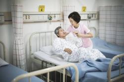 赤峰護(hù)工陪護(hù)公司電話多少號(hào)