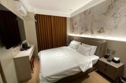 赤峰婚紗照拾光攝影電話(huà)地址