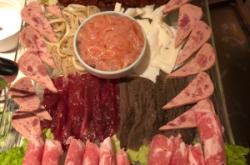 赤峰春卉火鍋店電話地址查詢