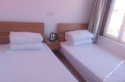 赤峰龍騰山莊農(nóng)家院電話號碼