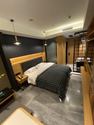 赤峰圣逸形象店地址電話號碼-第1張圖片