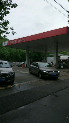 赤峰大廟加油站電話(huà)多少號(hào)-第1張圖片