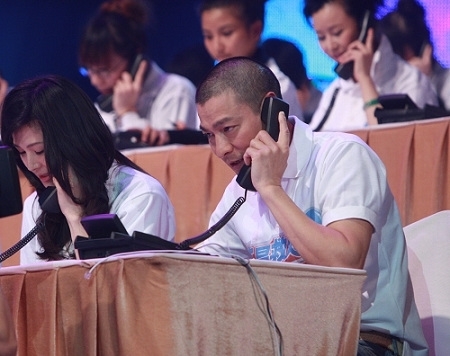 赤峰理發(fā)店成龍電話號碼多少-第1張圖片