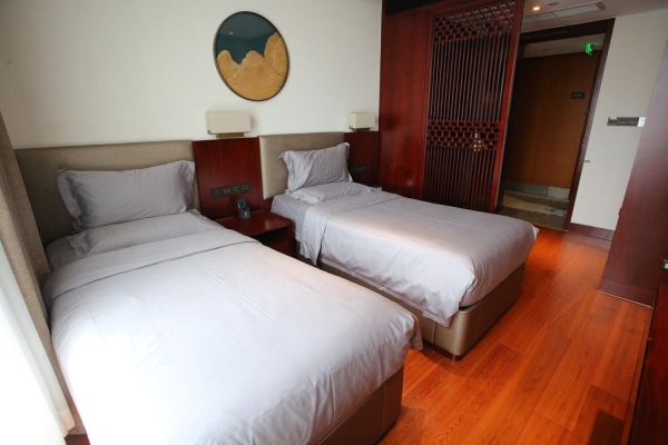 赤峰賓館二手床出售電話(huà)號(hào)碼-第1張圖片