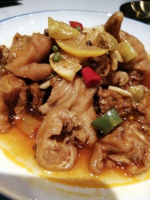 赤峰鑫磊批發(fā)電話號碼查詢-第1張圖片