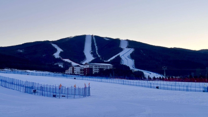 道谷赤峰滑雪場(chǎng)地址電話號(hào)碼-第1張圖片