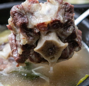 赤峰牛骨頭店電話多少號(hào)啊-第1張圖片