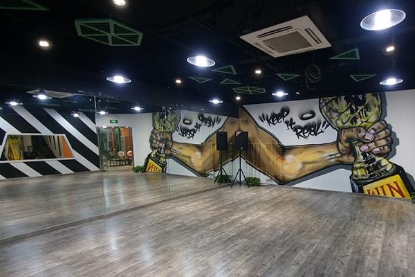 赤峰馬哲街舞培訓(xùn)班電話號碼-第1張圖片