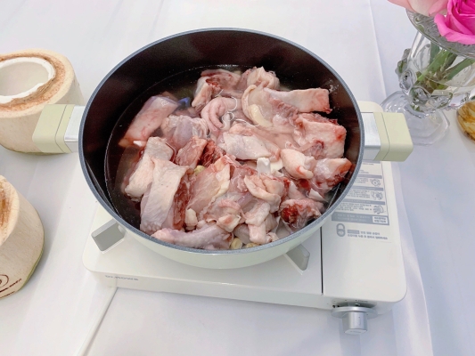 赤峰雞湯團(tuán)購(gòu)電話號(hào)碼查詢地址-第1張圖片