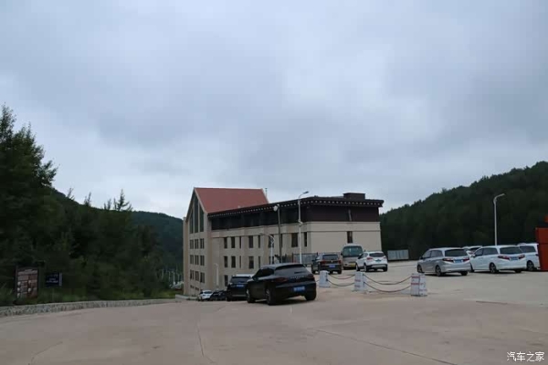 赤峰領(lǐng)克經(jīng)銷商電話地址查詢-第1張圖片