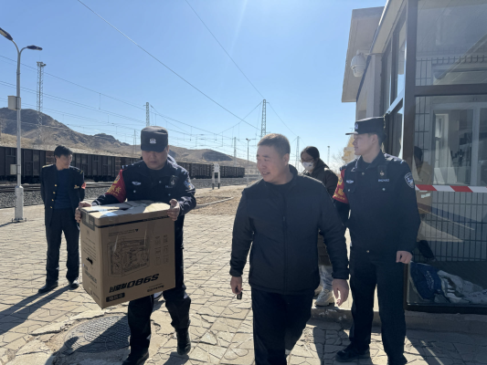 內(nèi)蒙古赤峰催債電話是多少號-第1張圖片