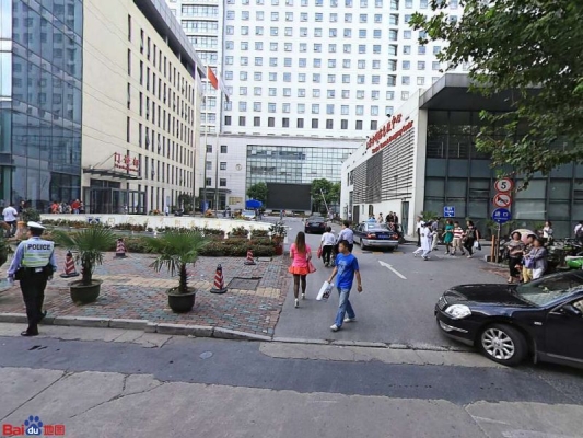 赤峰市天山名醫(yī)醫(yī)院電話號(hào)碼-第1張圖片