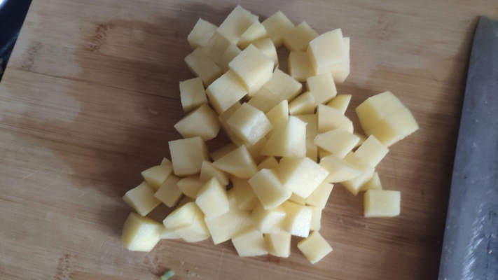 赤峰市土豆燉豆角店電話號(hào)碼-第1張圖片