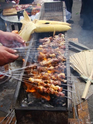 赤峰市買燈籠的地方電話號(hào)碼-第1張圖片