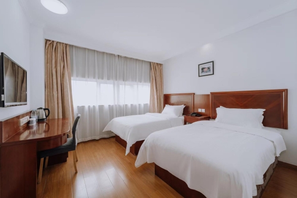 赤峰機(jī)場(chǎng)動(dòng)物園電話多少號(hào)-第1張圖片